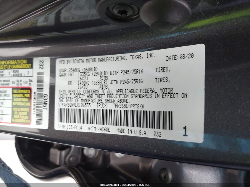 2020 TOYOTA TACOMA SR5 — Photo 9