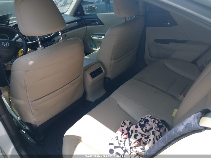 2016 HONDA ACCORD auction photo 8