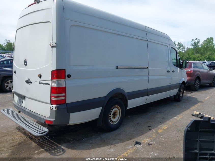 Vin: wd3pe8de0e5901152, lot: 45764771, mercedes-benz sprinter 2500 high roof 20144