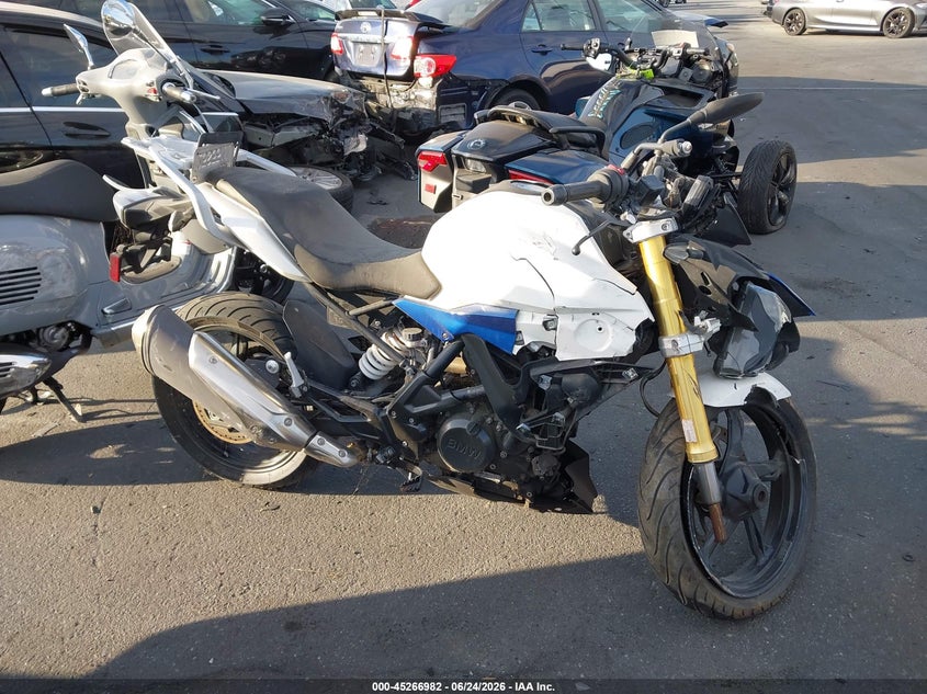 BMW G310 2021
