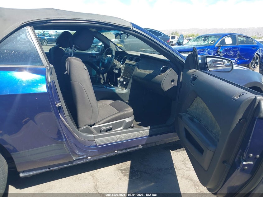 2012 Ford Mustang 3.7 V6 blue Lot 111045267024 Vin 1ZVBP8EM9C5270315