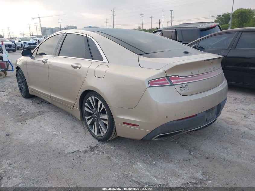 2017 LINCOLN MKZ HYBRID auction photo 3