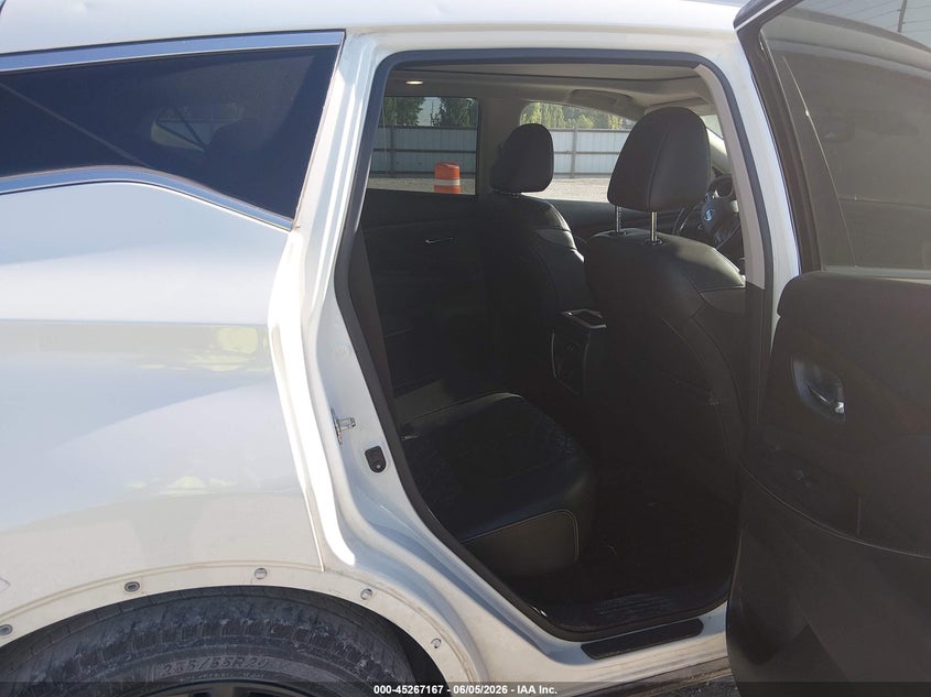 2020 NISSAN MURANO auction photo 8