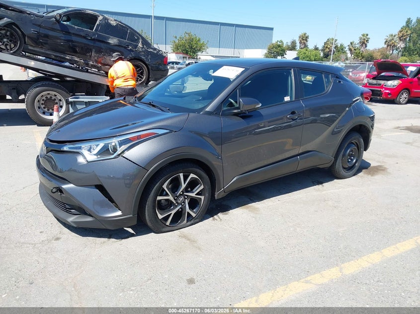 Vin: nmtkhmbx6jr010127, lot: 45764990, toyota c-hr xle premium 20182