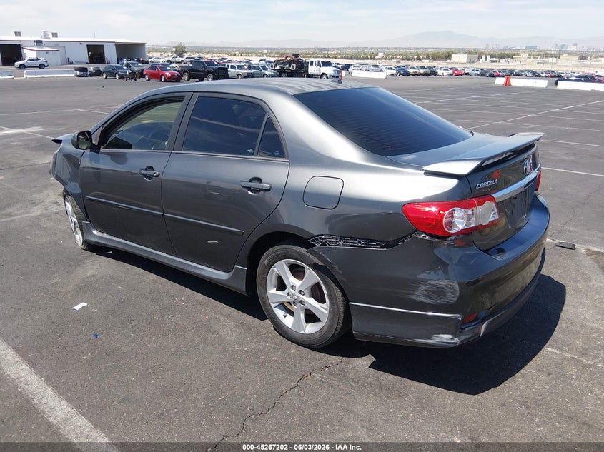Vin: 2t1bu4eexbc739782, lot: 45765022, toyota corolla s 20113