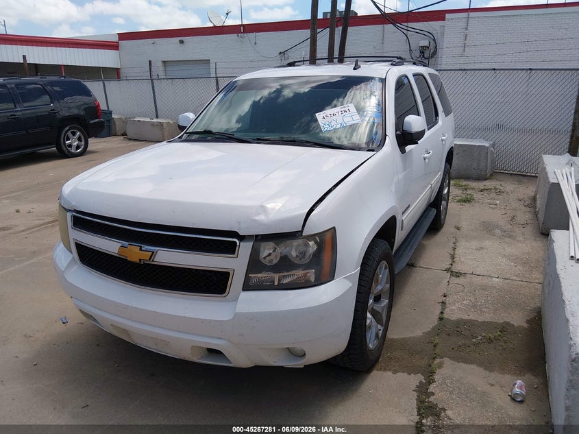 2012 CHEVROLET TAHOE auction photo 2