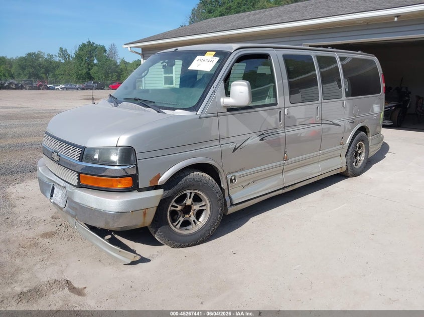 2005 Chevrolet Express Upfitter 1GBFG15T551156412 photo 1