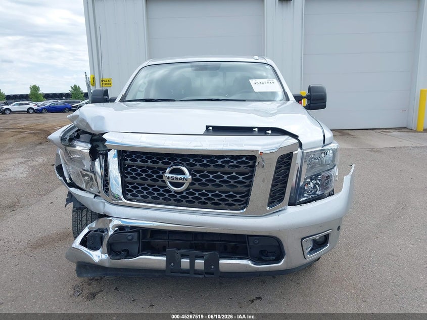 2017 Nissan Titan Sv VIN: 1N6AA1E51HN554865 Lot: 45267519