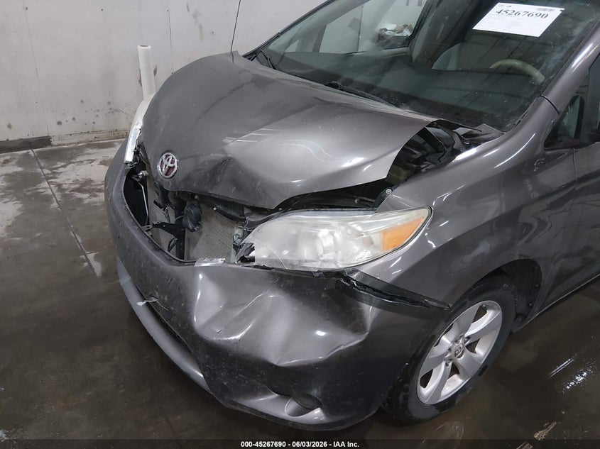 2012 Toyota Sienna Le V6 8 Passenger VIN: 5TDKK3DC1CS221925 Lot: 45267690