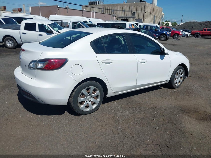 Vin: jm1bl1ug0b1382573, lot: 45765569, mazda mazda3 i sport 20114