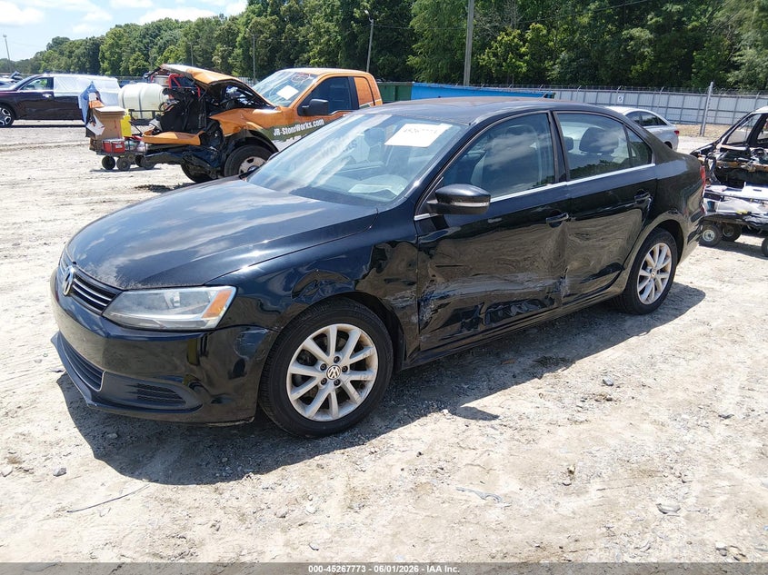3VWDX7AJ9DM379139 2013 Volkswagen Jetta 2.5l Se photo 1