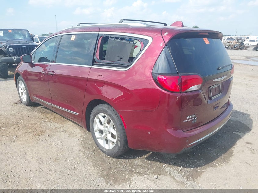 Vin: 2c4rc1eg2lr133041, lot: 45765763, chrysler pacifica 35th anniversary touring l plus 20203
