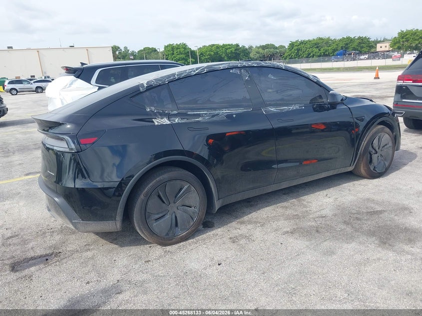 Vin: 7saygdee4tf557559, lot: 45765957, tesla model y all-wheel drive/long range launch series/premium all-wheel drive 20264