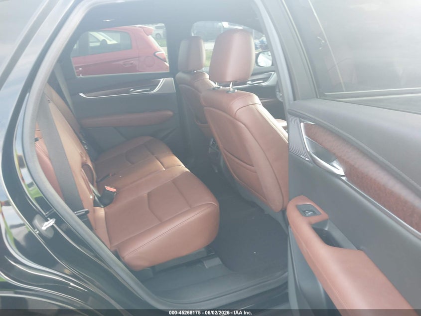 AtlanticExpress - Cadillac XT5