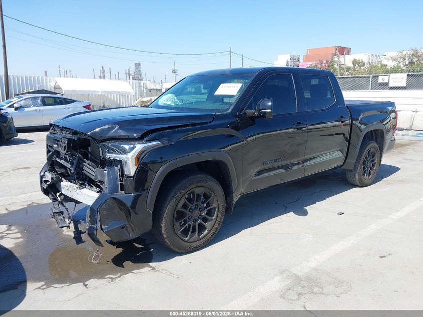 2025 TOYOTA TUNDRA auction photo 2