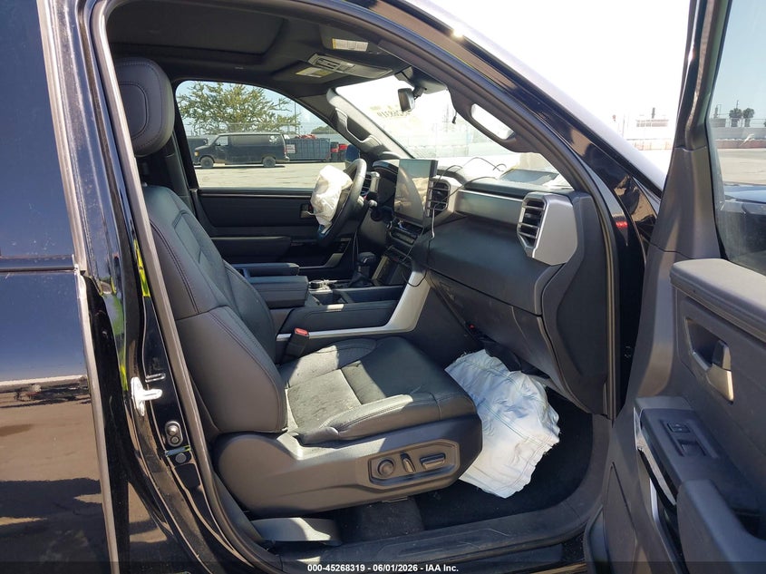 2025 TOYOTA TUNDRA auction photo 5