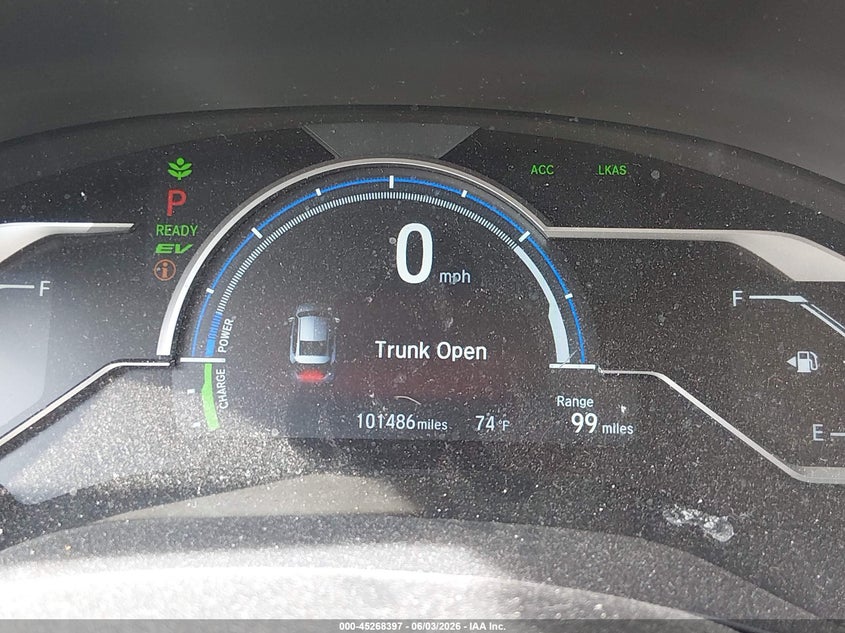 2018 Honda Clarity Plug-In Hybrid VIN: JHMZC5F17JC007005 Lot: 45268397