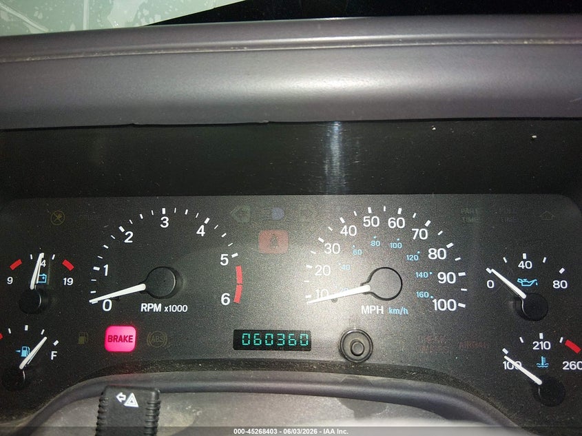 2000 Jeep Wrangler Sport VIN: 1J4FA49S4YP795392 Lot: 45268403