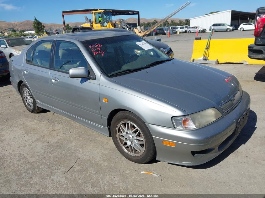 2000 Infiniti G20 Luxury/Touring