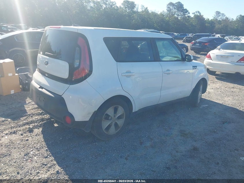 2016 KIA SOUL auction photo 4