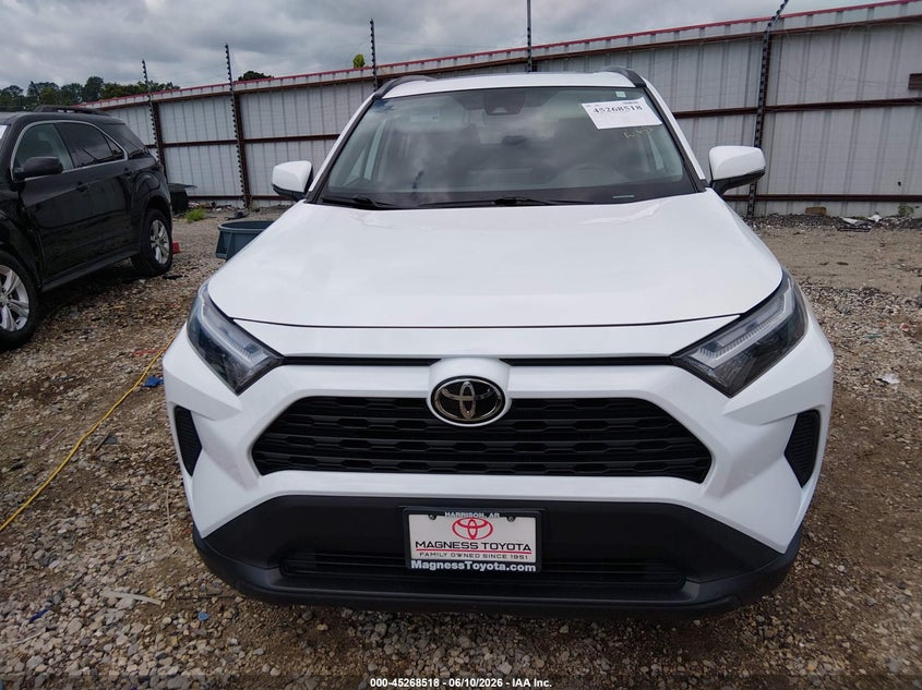 VIN 2T3W1RFV7PW286532 2023 TOYOTA RAV4 XLE