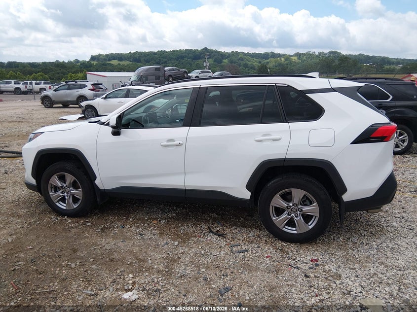 VIN 2T3W1RFV7PW286532 2023 TOYOTA RAV4 XLE
