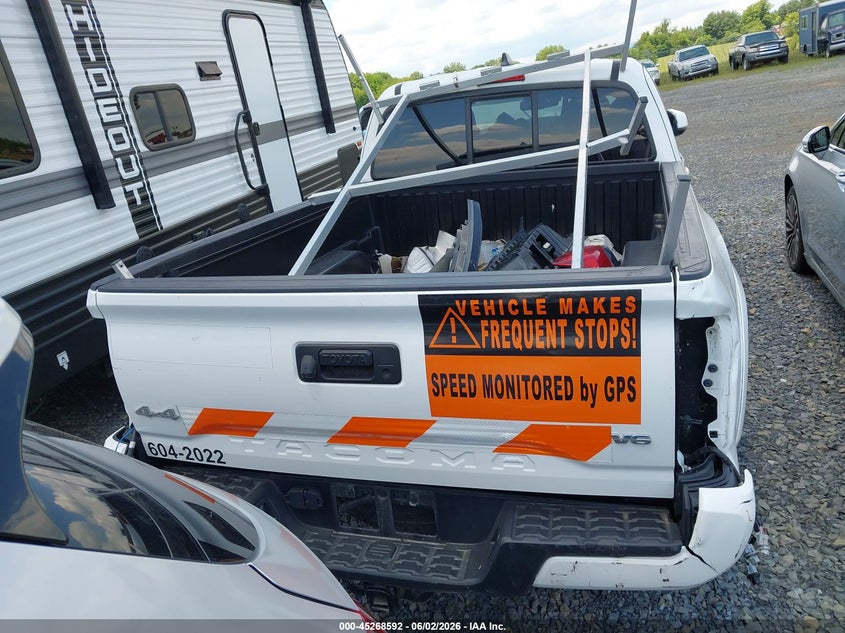 VIN 3TYSZ5AN5NT062881 2022 TOYOTA TACOMA SR5 V6