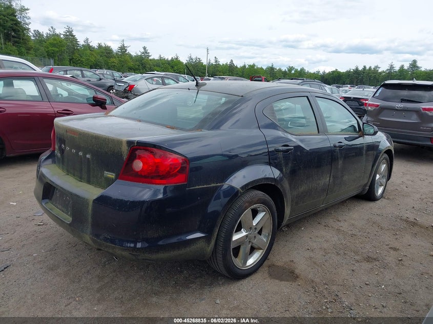 Vin: 1b3bd2fg2bn541166, lot: 45766659, dodge avenger lux 20114