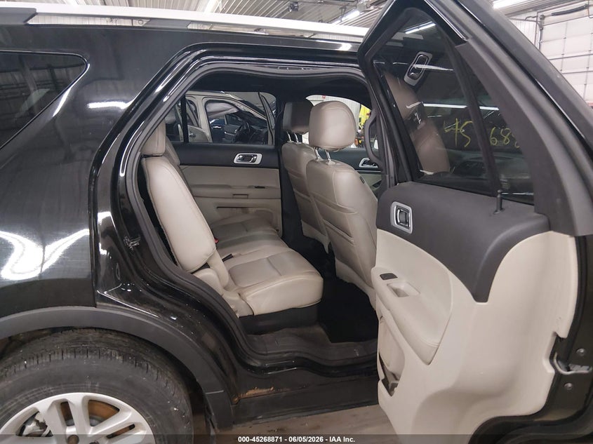 1FMHK8D83CGA53472 2012 Ford Explorer 3.5 Xlt black