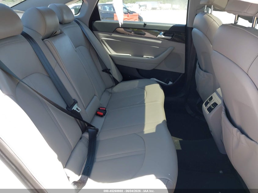 2015 Hyundai Sonata Limited VIN: 5NPE34AF4FH103182 Lot: 45268988