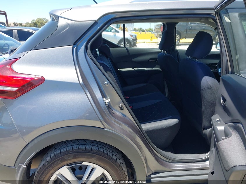 2018 Nissan Kicks S VIN: 3N1CP5CU4JL514221 Lot: 45269017