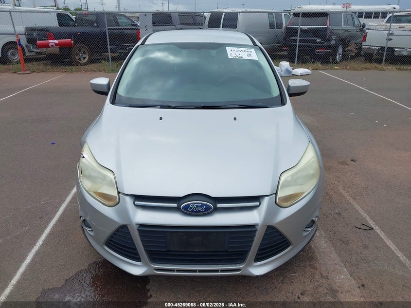 2012 Ford Focus 2.0 Se silver Lot 111045269068 Vin 1FAHP3F20CL146559