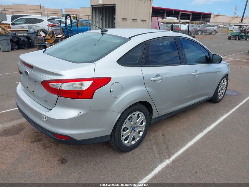 Vin: 1fahp3f20cl146559, lot: 45766892, ford focus se 20124