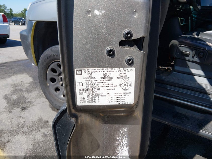 2002 Chevrolet Avalanche 1500 VIN: 3GNEK13T82G127631 Lot: 45269144