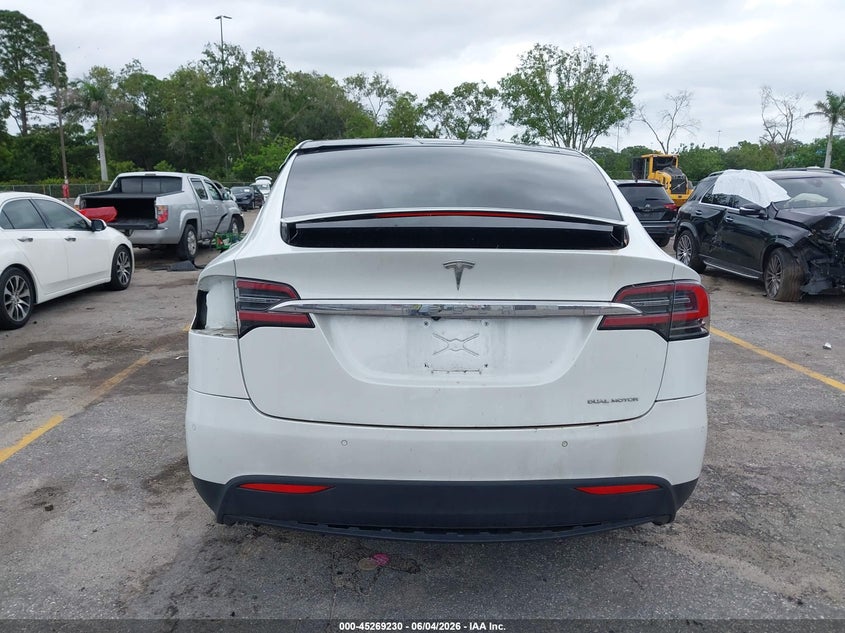 2020 Tesla Model X Long Range Dual Motor All-Wheel Drive/Long Range Plus Dual Motor All-Wheel Drive VIN: 5YJXCAE23LF232653 Lot: 45269230
