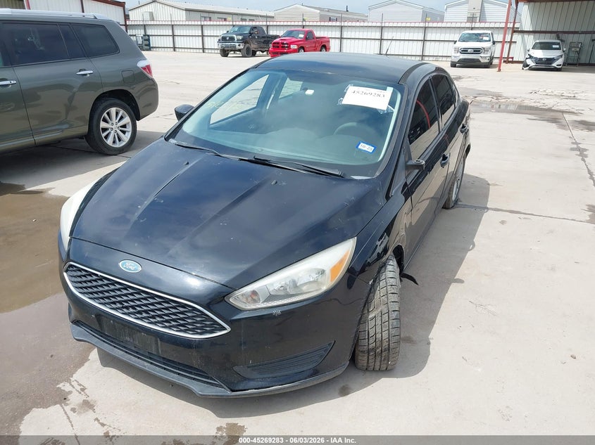 Vin: 1fadp3fe0jl229804, lot: 45767107, ford focus se 20182