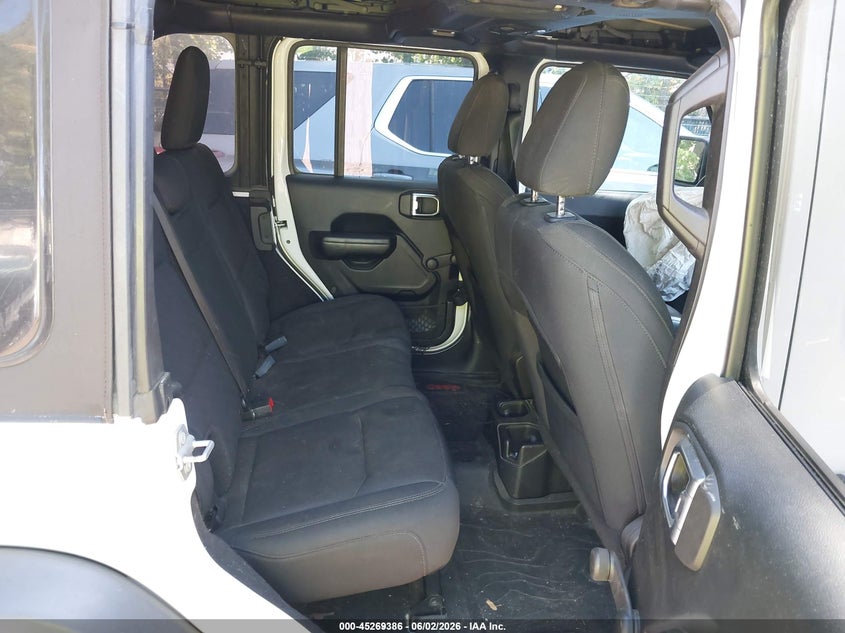 2018 Jeep Wrangler Unlimited Sport 4X4 VIN: 1C4HJXDG2JW158404 Lot: 45269386