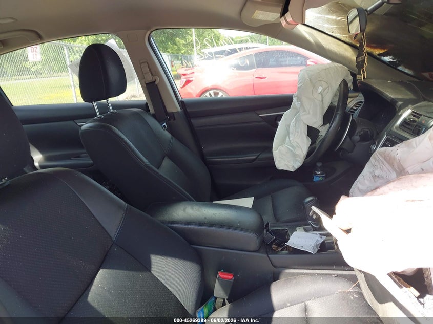 2017 NISSAN ALTIMA auction photo 5