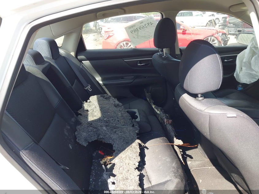 2017 NISSAN ALTIMA auction photo 8
