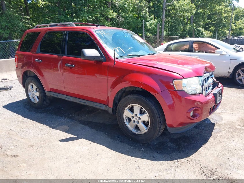 Vin: 1fmcu9dg1cka72195, lot: 45767221, ford escape xlt 20121