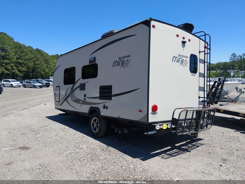 2019 ROCKWOOD MINI LITE auction photo 3