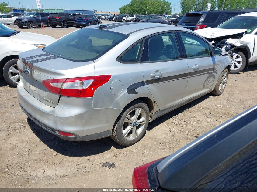 Vin: 1fadp3f27dl175945, lot: 45767332, ford focus se 20134