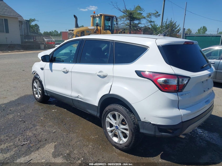 Vin: 1fmcu0gd2hue40070, lot: 45767347, ford escape se 20173