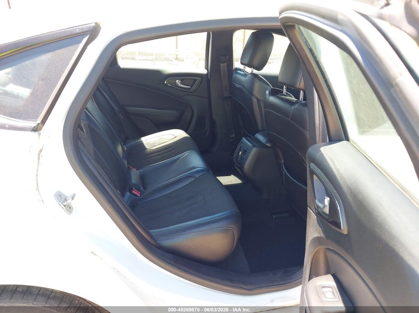 2015 Chrysler 200 S VIN: 1C3CCCBG1FN532809 Lot: 45269570
