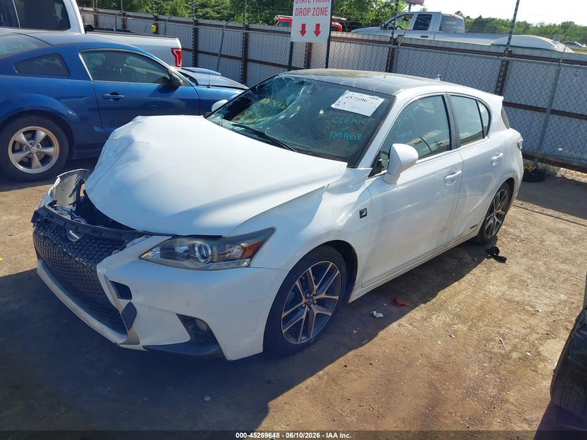Vin: jthkd5bhxe2204389, lot: 45767472, lexus ct 200h 20142
