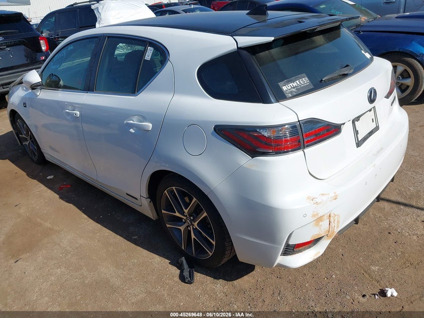 Vin: jthkd5bhxe2204389, lot: 45767472, lexus ct 200h 20143