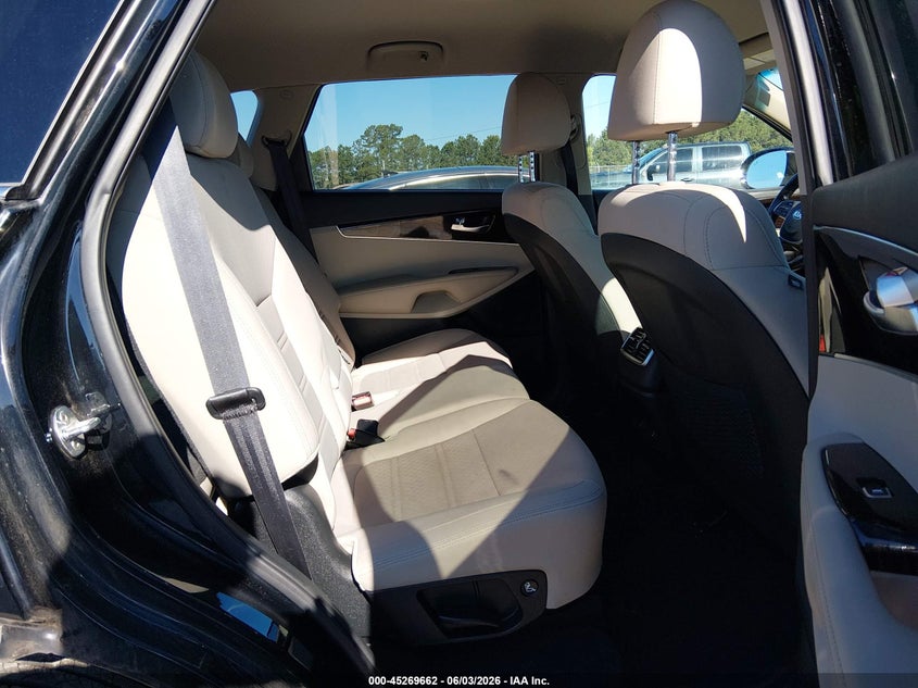 2020 KIA SORENTO auction photo 8
