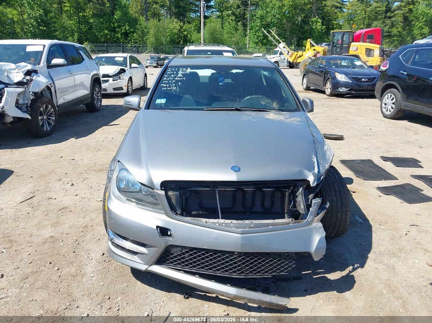 2012 Mercedes-Benz C 300 Sport 4Matic VIN: WDDGF8BB0CA712071 Lot: 45269672