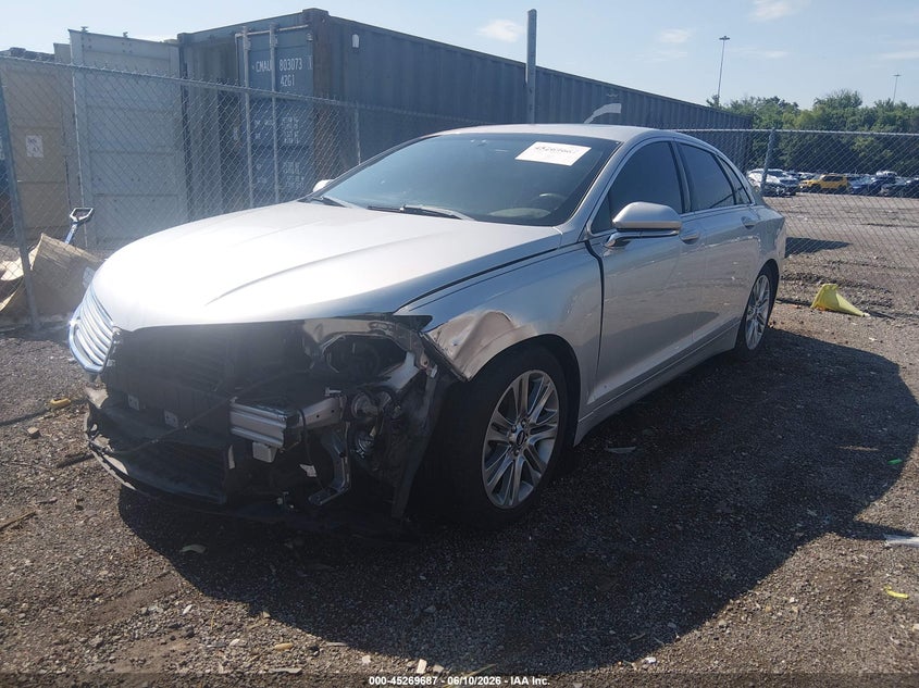 2014 LINCOLN MKZ HYBRID auction photo 2