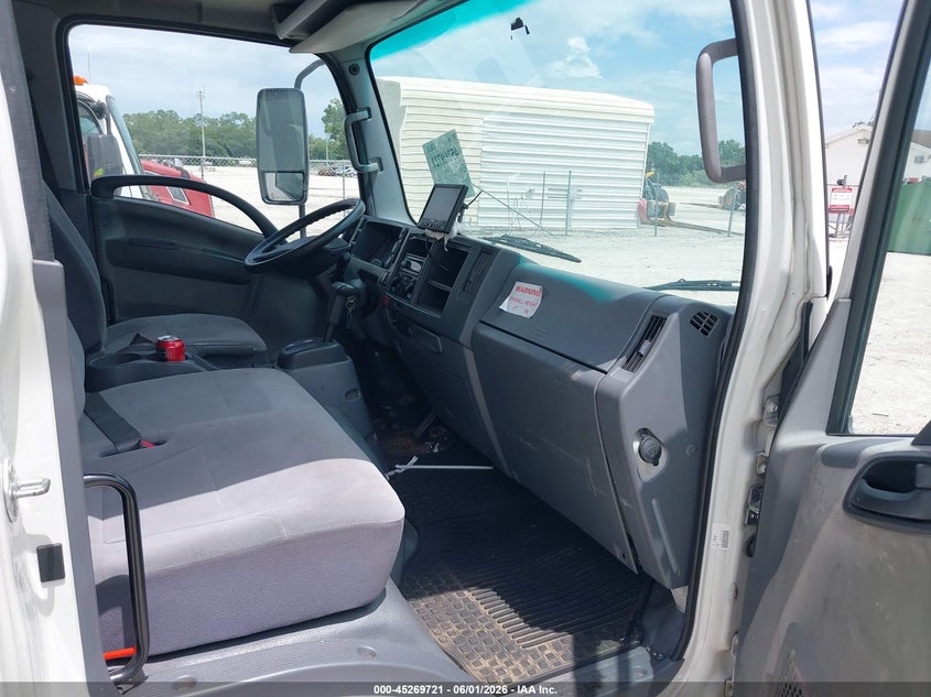 2016 ISUZU NPR HD GAS REG VAN N/A